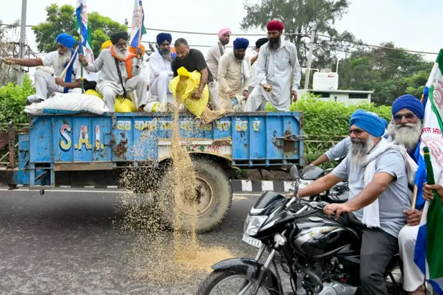  ਮਾਹਰ ਮੰਨਦੇ ਹਨ ਸੂਬੇ ਦੀ ਕੁੱਲ ਆਮਦਨ ਦਾ ਕਰੀਬ 22 ਫ਼ੀਸਦੀ ਸਬਸਿਡੀਆਂ ਦੇ ਰੂਪ ਵਿੱਚ ਜਾ ਰਿਹਾ ਹੈ