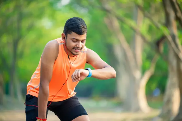 पळणारा मुलगा