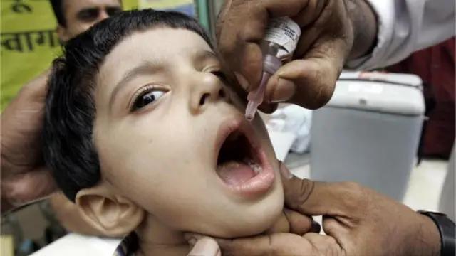 పోలియో డ్రాప్స్