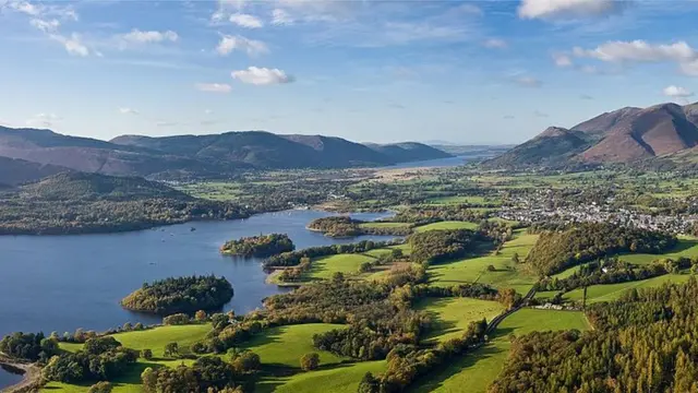 Панорама Озерного края в районе Кезвика