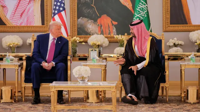 ولي العهد السعودي الأمير محمد بن سلمان يستقبل الرئيس الأمريكي دونالد ترامب