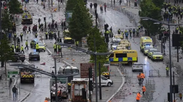 બીબીસી ગુજરાતી ભારત મુંબઈ વરસાદ ચોમાસું ઇંગ્લેન્ડ લીવરપૂલ