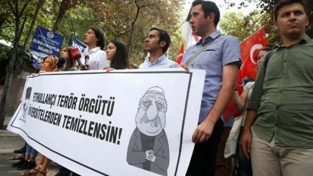 Gülen karşıtı eylem