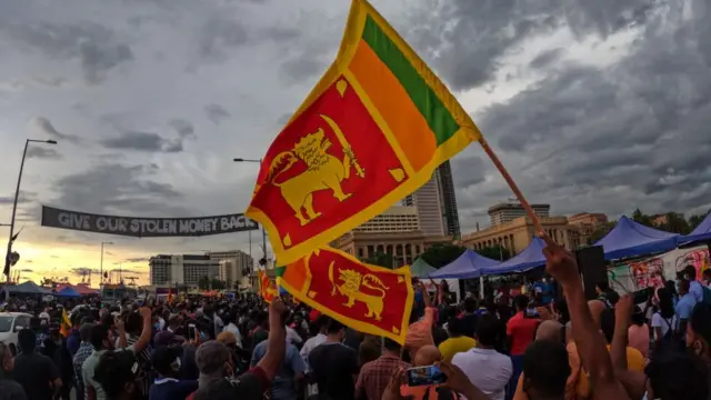 இலங்கை கொடி