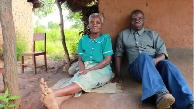 తల్లితో కౌలా