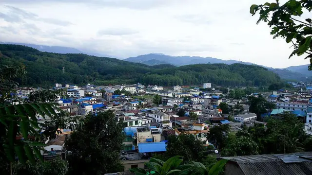 ကချင်လွတ်လပ်ရေးတပ်မတော် ဌာနချုပ် လိုင်ဇာ