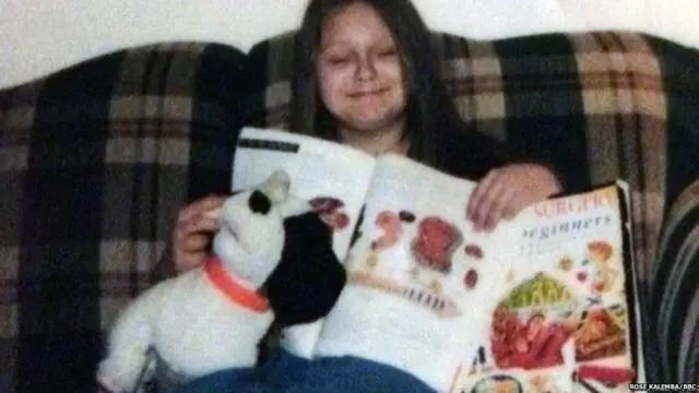 ਰੋਜ਼ ਦੇ ਬਚਪਨ ਦੀ ਤਸਵੀਰ