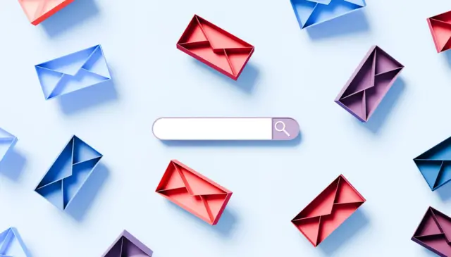 एकहाती सत्ता असलेल्या गूगलला जाब विचारणारी एखादी यंत्रणा असली पाहिजे. त्याशिवाय या बाजारपेठेत लोकशाही येणार नाही, अशी मागणी अनेक जण करत असतात.