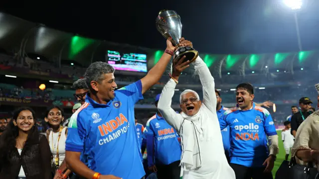 మహిళల క్రికెట్ ప్రపంచ కప్, అమోల్ మజుందార్