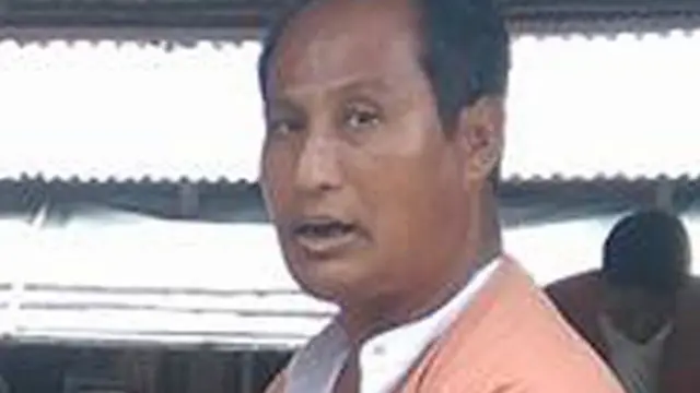 ဘူးသီးတောင်ဒီချုပ်ပါတီဥက္ကဋ္ဌ ဦးရဲသိန်းကို အေအေက ဖမ်းထားတာ တစ်ပတ်နီးပါးရှိလာ