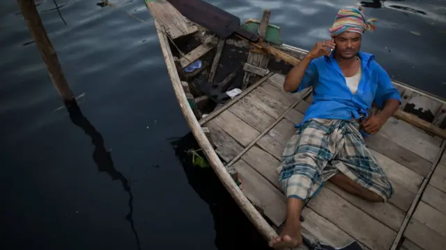 গ্রাহকরা এখন চাইলে তাদের অপারেটর বদলাতে পারবেন।