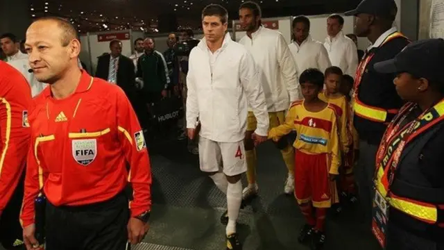 Алжир менен Англия оюнунда мен ошондой эмоцияларды көп көрдүм.