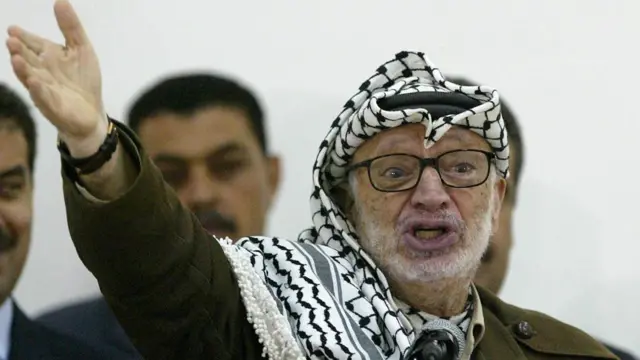 عرفات أبلغ ممثل الاتحاد الأوروبي بأنه فعل كل ما يمكنه فعله ولم يعد يخشى من أن يقتله الإسرائيليون.