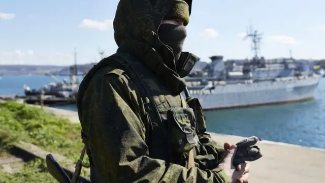 ခရိုင်းမီးယားကို နေတိုးက သိမ်းယူခဲ့ပြီးတဲ့နောက် အရှေ့ ဥရောပမှာ တိုက်ခိုက်ရေး တပ်ဖွဲ့တွေကို နေတိုးချထား