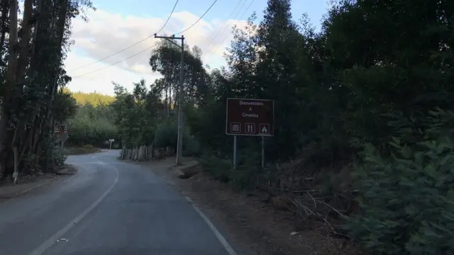 Entrada al pueblo de Ciruelos