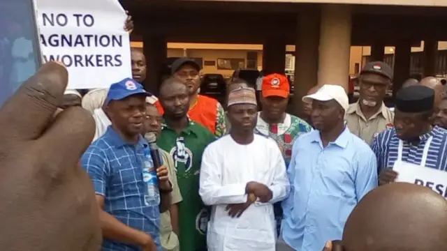 Ma'aikatan lafiya sun ce gwamnati ta fifita likitoci fiye da su