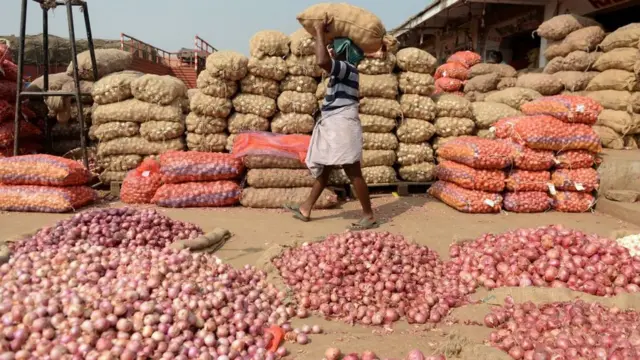 પ્રતીકાત્મક તસવીર