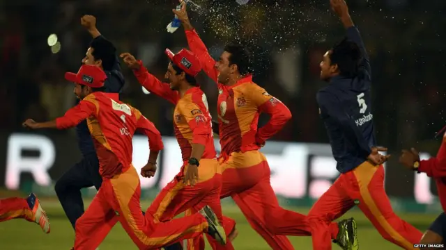 पाकिस्तान चैंपियन लीग, क्रिकेट, भारत, पाकिस्तान