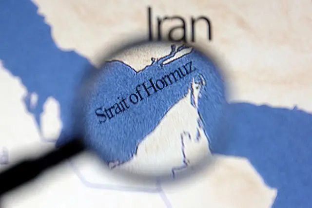 Bản đồ thể hiện eo biển Hormuz và Iran, trong hình minh họa được tạo ngày 22/6/2025 Bản đồ thể hiện eo biển Hormuz và Iran, trong hình minh họa được tạo ngày 22/6/2025