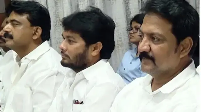 అనంతబాబు