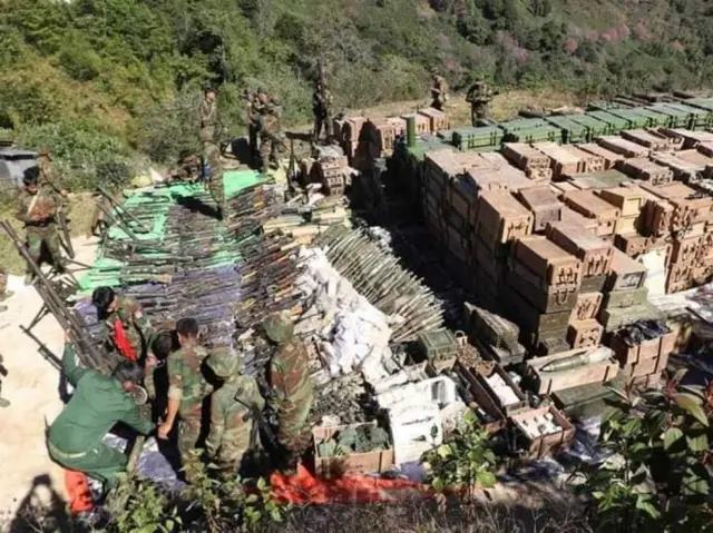 ၁၀၂၇ စစ်ဆင်ရေးကာလအတွင်း စစ်တပ်ရဲ့ နမ့်ဆန်ဗျူဟာကုန်းကနေသိမ်းမိတဲ့လက်နက်တွေ