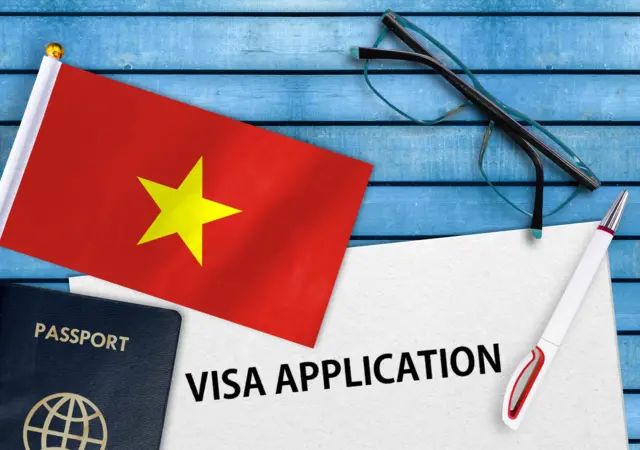Nhiều người nước ngoài nói rằng việc gia hạn visa ở Việt Nam rất khó khăn
