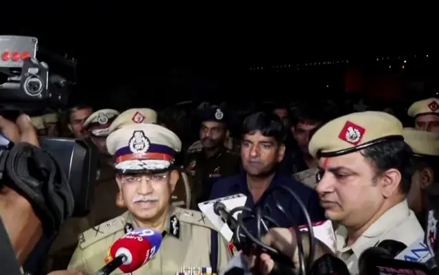 दिल्ली पोलिस आयुक्त सतीश गोलचा