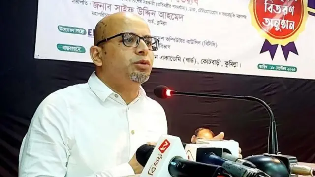 फ़ैज़ अहमद तैयब, मुख्य सलाहकार के विशेष सहायक