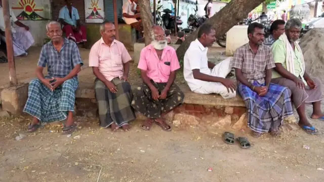 தமிழகத்தின் இந்த கிராமத்தில் எல்லா ஆண்களும் 'வீட்டோட மாப்பிள்ளைகள்' - என்ன காரணம்?