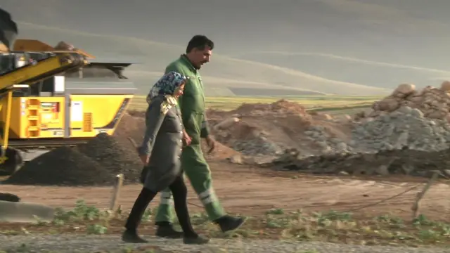 نمایی از فیلم 'مادر زمین'