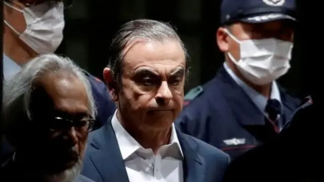 نسان کارلوس غصان جاپان لبنان