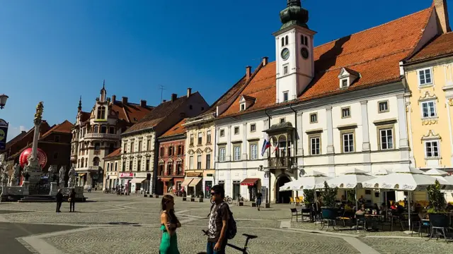 Plaza en Liubliana, capital de Eslovenia.