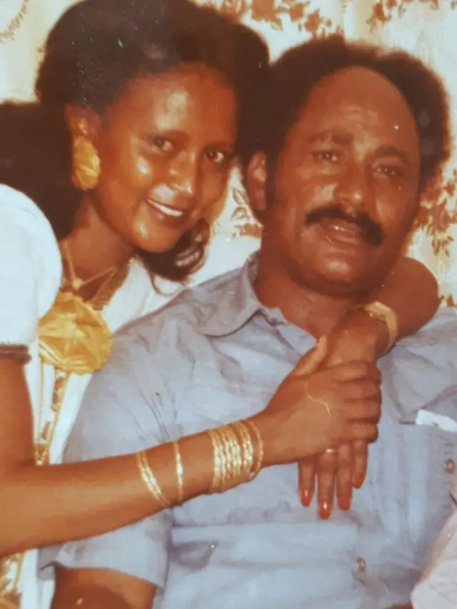 ኣዲስ ምስ ኣቡኣ ኣቶ ገብረማርያም 