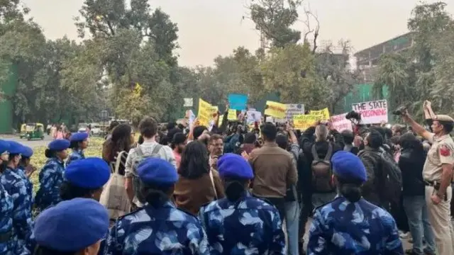 निदर्शनं