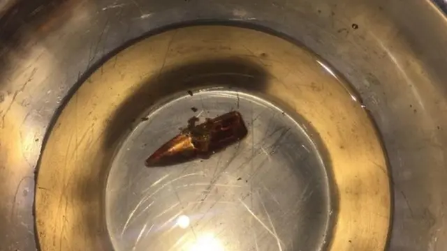 வெளியே எடுக்கப்பட்ட தோட்டா