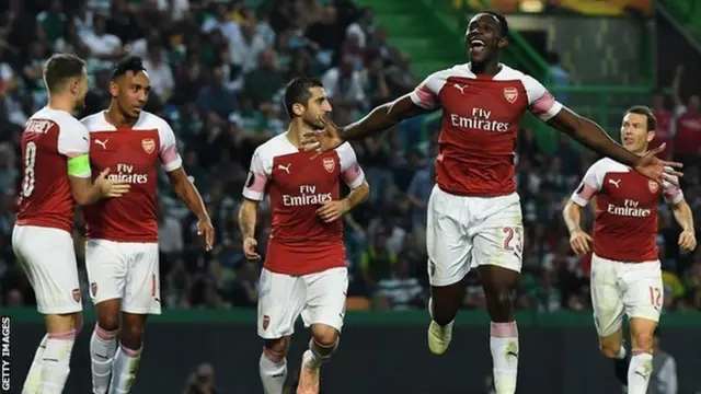 Danny Welbeck ni we watsinze igitego cyo ku munota wa 77 mu mukino ubanza Arsenal yatsinzemo Sporting Lisbon 1-0 ku itariki ya 25 y'ukwezi gushize kwa cumi