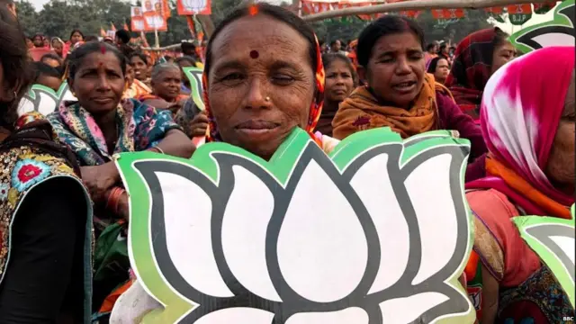 स्मृति इरानी की रैली