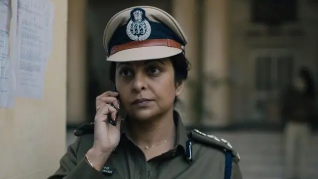 દિલ્લી ક્રાઇમ 2012માં દિલ્હીમાં એક મહિલાના સામૂહિક બળાત્કાર પર આધારિત છે