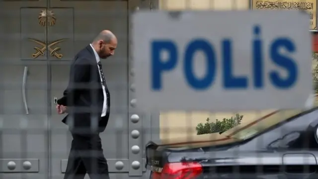 Konsolosluk önünde güvenlik