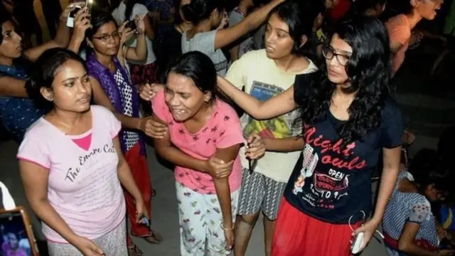 Banaras Hindu University Female Students harassed by police