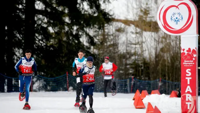 Participantes de las olimpiadas especiales de Invierno de Austria