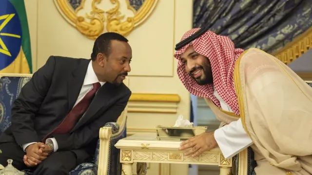 (Daga hagu) Firai Ministan Ethiopia Abiy Ahmed tare da Sarkin Saudiyya Salman bin Abdulaziz Al Saud.