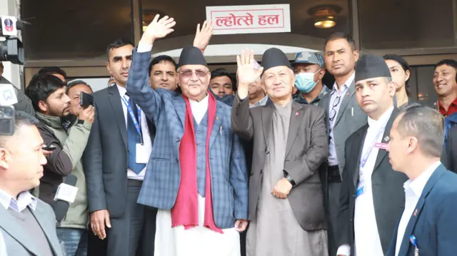 नेकपा एमालेका नेताहरू