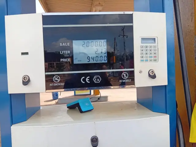 Akụrụngwa eji ere mmanụ ụgbọala nakwa ihe na-egosi egọ ole mmanụ ụgbọala mmadụ gbara