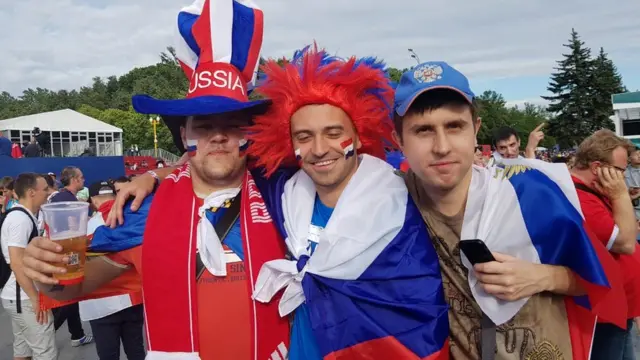 পরাজয়ের পরও অবশ্য দমে যেতে রাজী নন রুশ সমর্থকরা