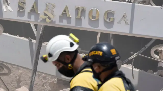 Bomberos en el hotel Saratoga