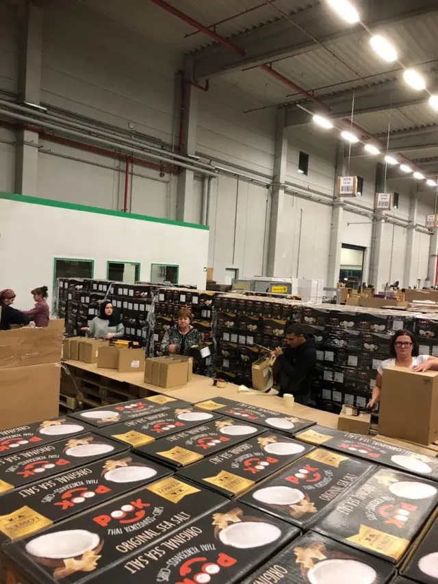 โกดังเก็บสินค้า