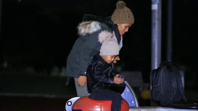 ሰናይት ወዳ እና ኣጻወተት