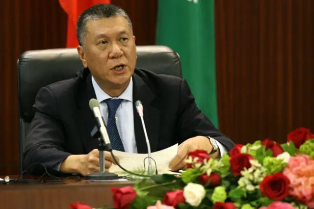 2008年，时任特首何厚铧