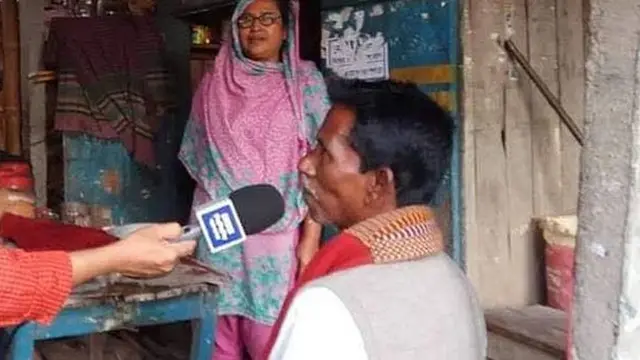 বিবিসি-র সাথে কথা বলছেন একজন ভোটার